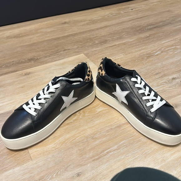 MAISON SI size 8.5 black sneaker white star detailing and cheetah heel - Picture 5 of 6